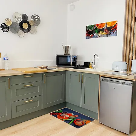 Moderne Au Centre De Dieppe