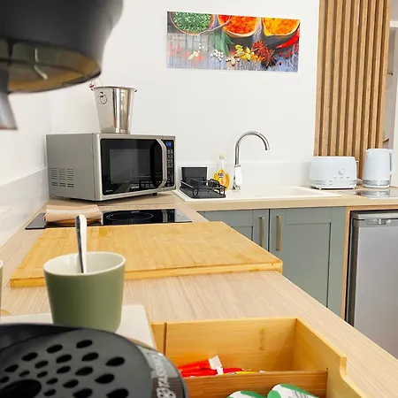 Moderne Au Centre De