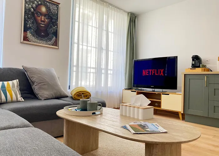 Moderne Au Centre De * Dieppe